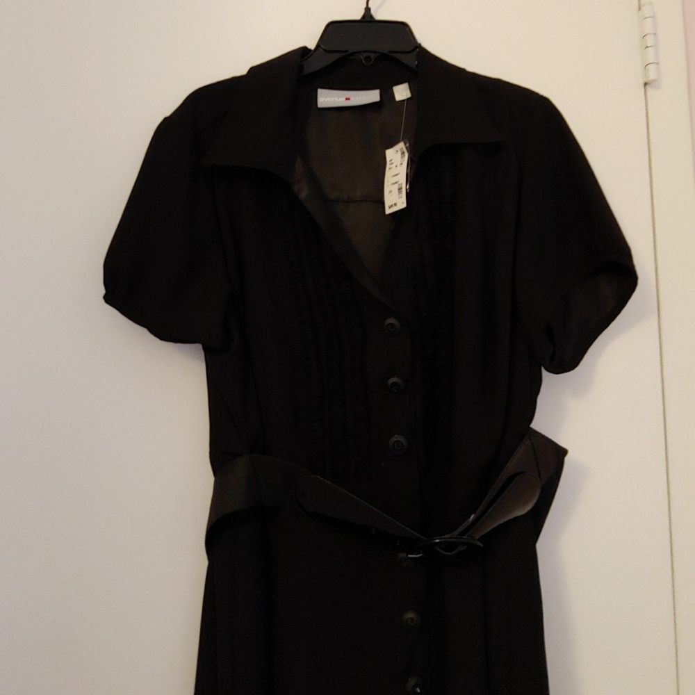 Avenue black dress w/belt